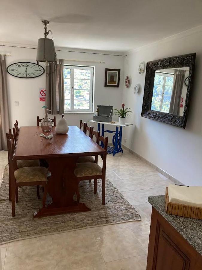 만테이가스 A Casa Da Rapariga De Cabelo Azul 아파트 외부 사진