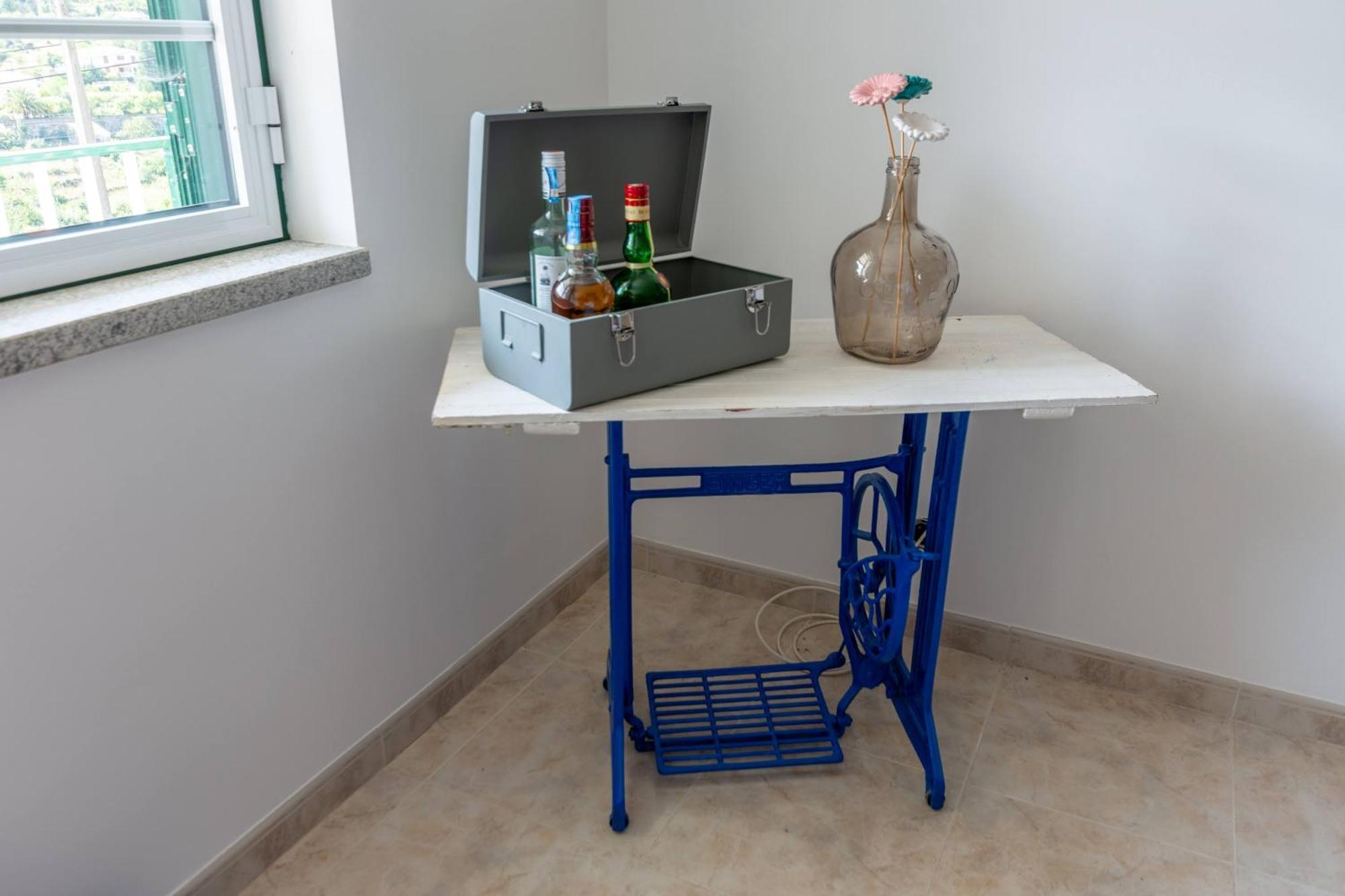 만테이가스 A Casa Da Rapariga De Cabelo Azul 아파트 외부 사진